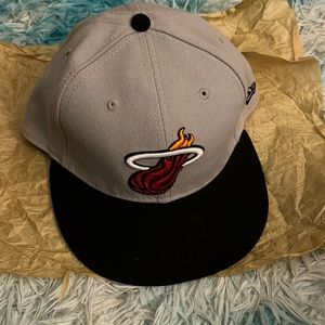 Flames new era cap Black. Red. White size       7 1/2 new condition